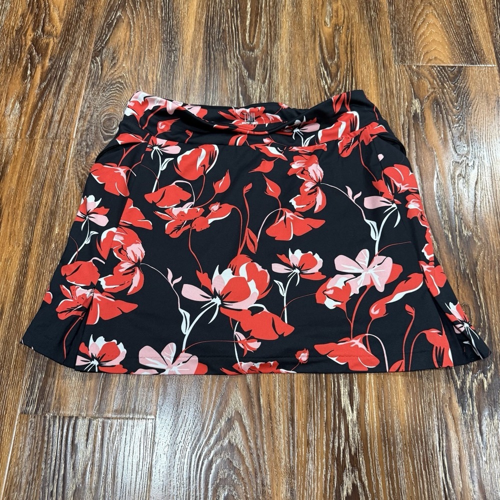 Tail White Label Black & Red Floral Golf Skort Skirt Size S UPF 50 Women's Short